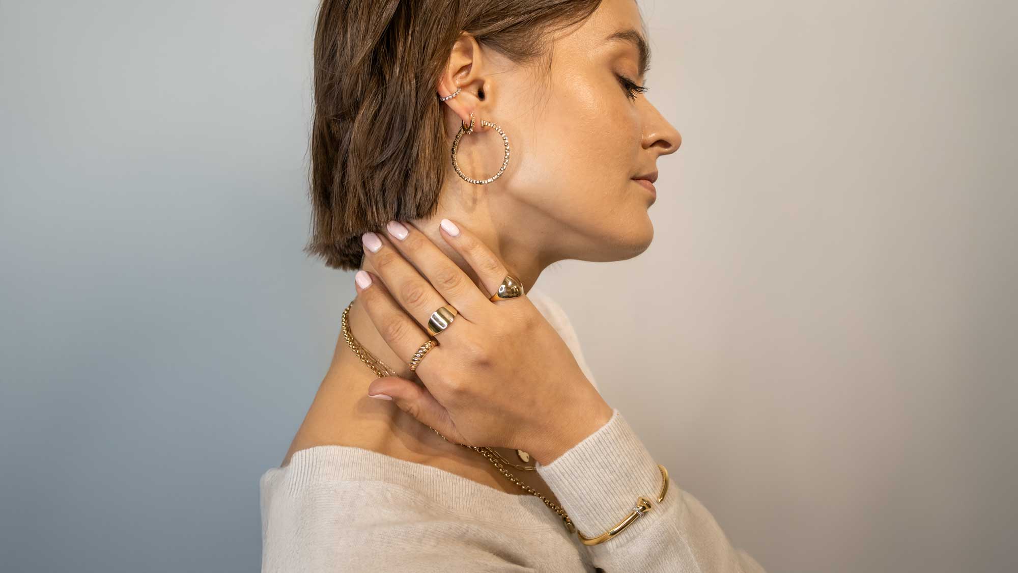 Fine Jewelry on Model | Lisa Robin