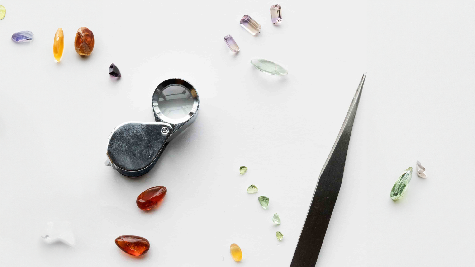 Colored gemstones with Loop and Tweezers | Lisa Robin