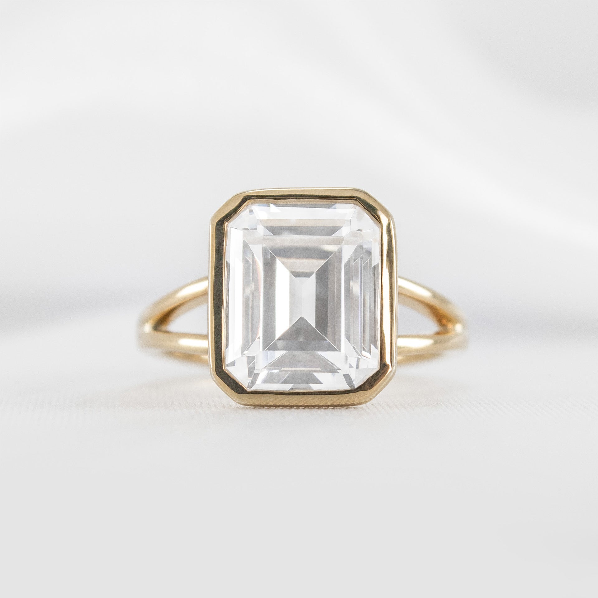 Shown in 4.5 carat Diamond* The Emery Bezel Diamond Engagement Ring / Lisa Robin#color_14k-yellow-gold