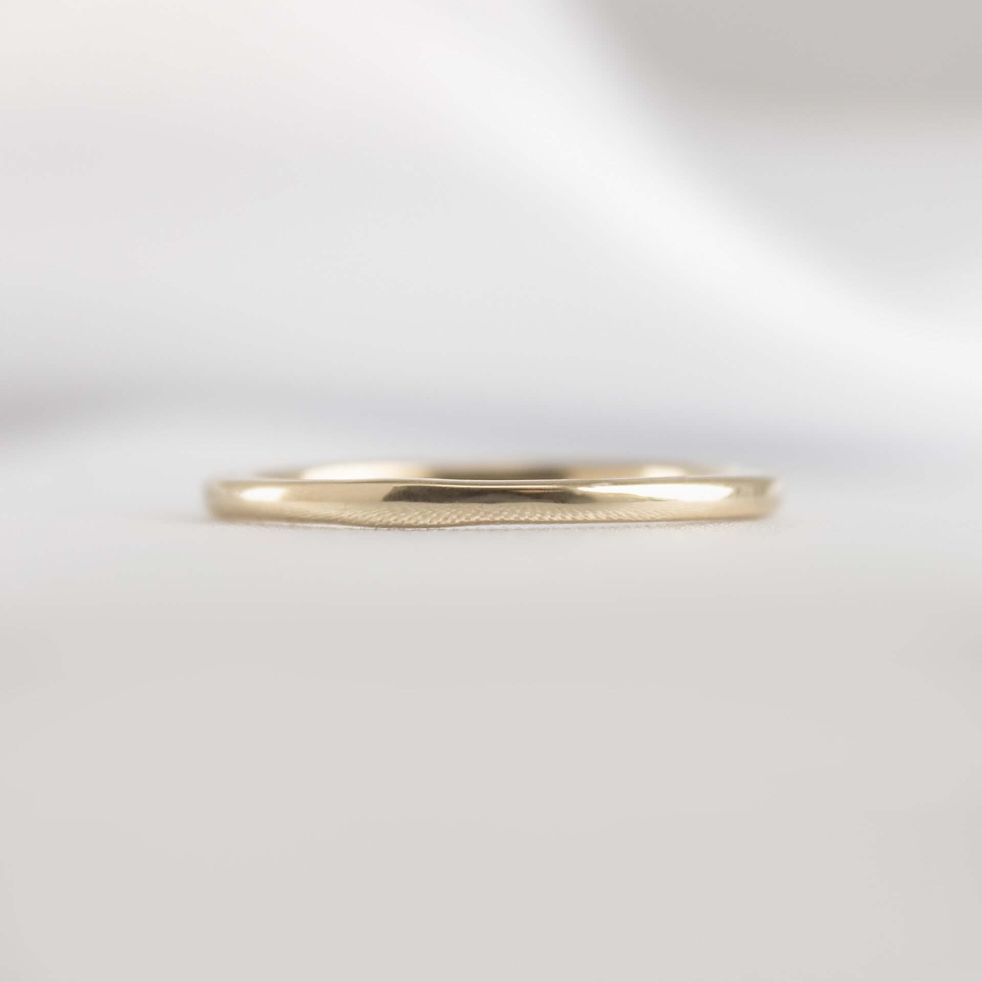 The Jamie Dome Wedding Ring | Lisa Robin#color_10k-yellow-gold