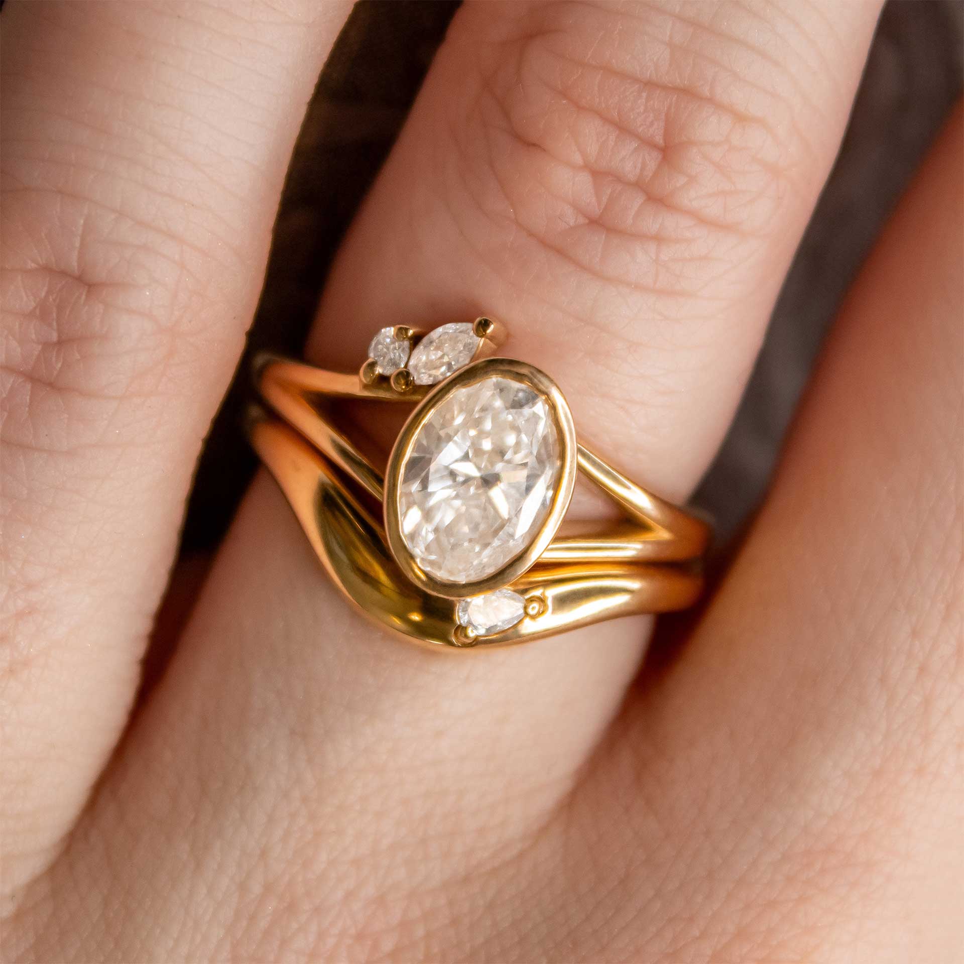 Kallely Oval Bezel Engagement Ring with Asymmetric Accent