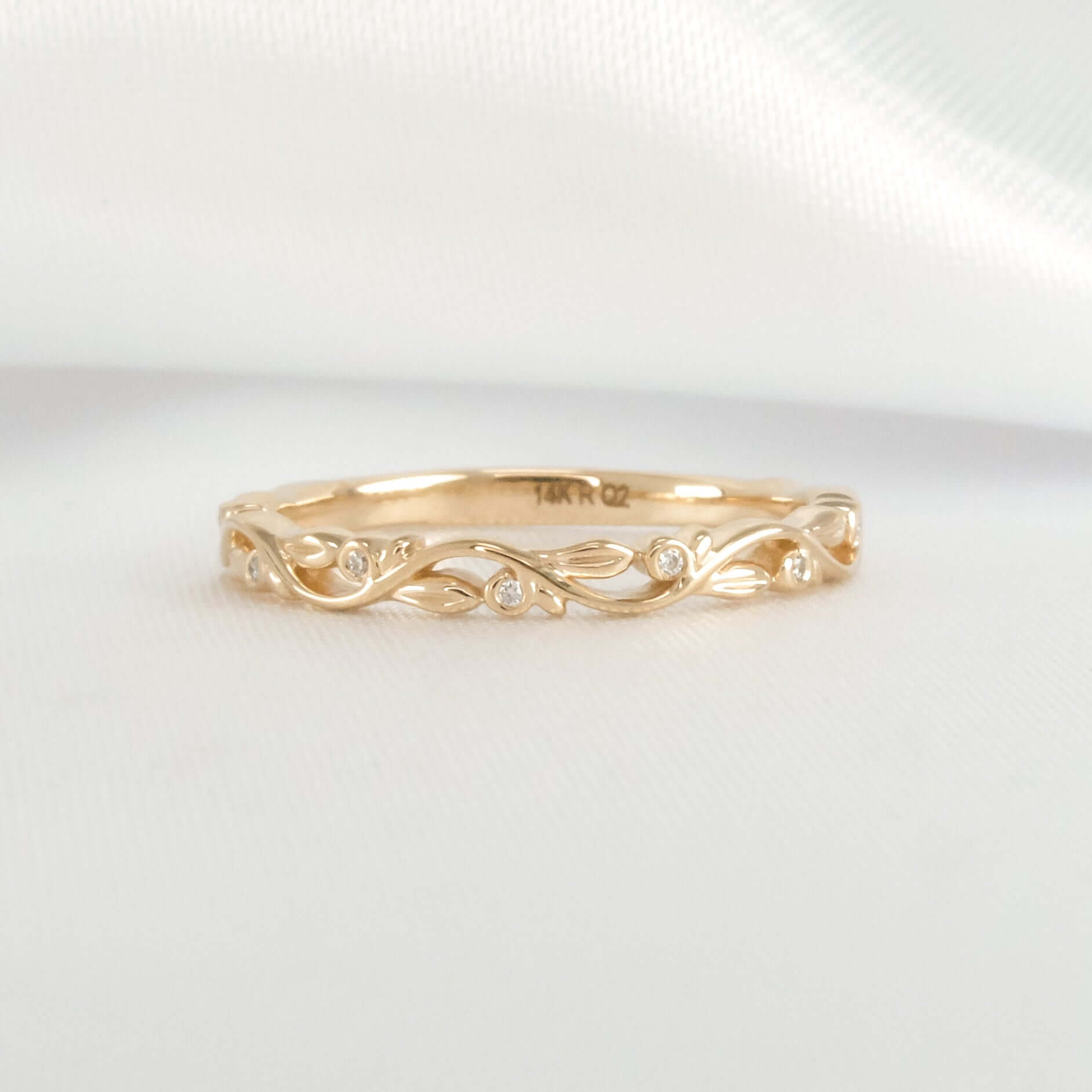 Leaf and vine natural diamond 18K yellow gold wedding band by Lisa Robin#color_18k-yellow-gold