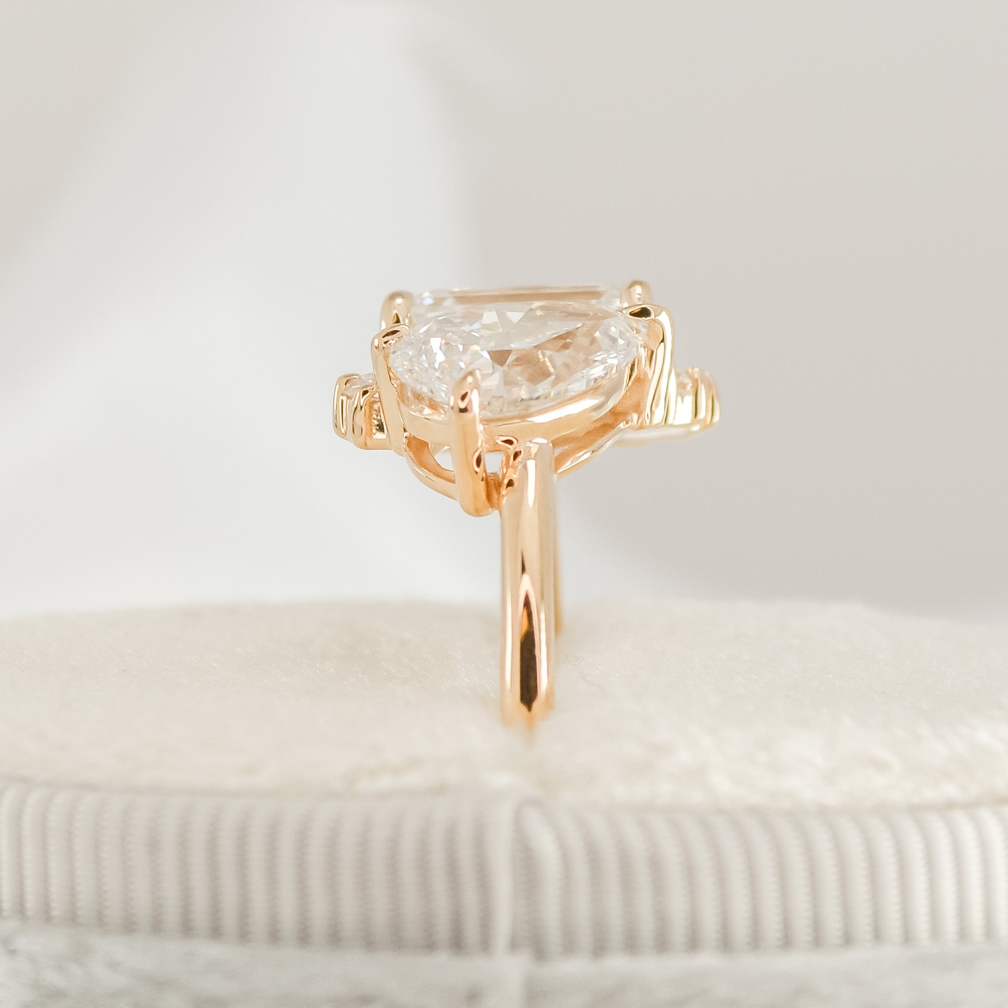 The Lyric Diamond Toi et Moi Ring