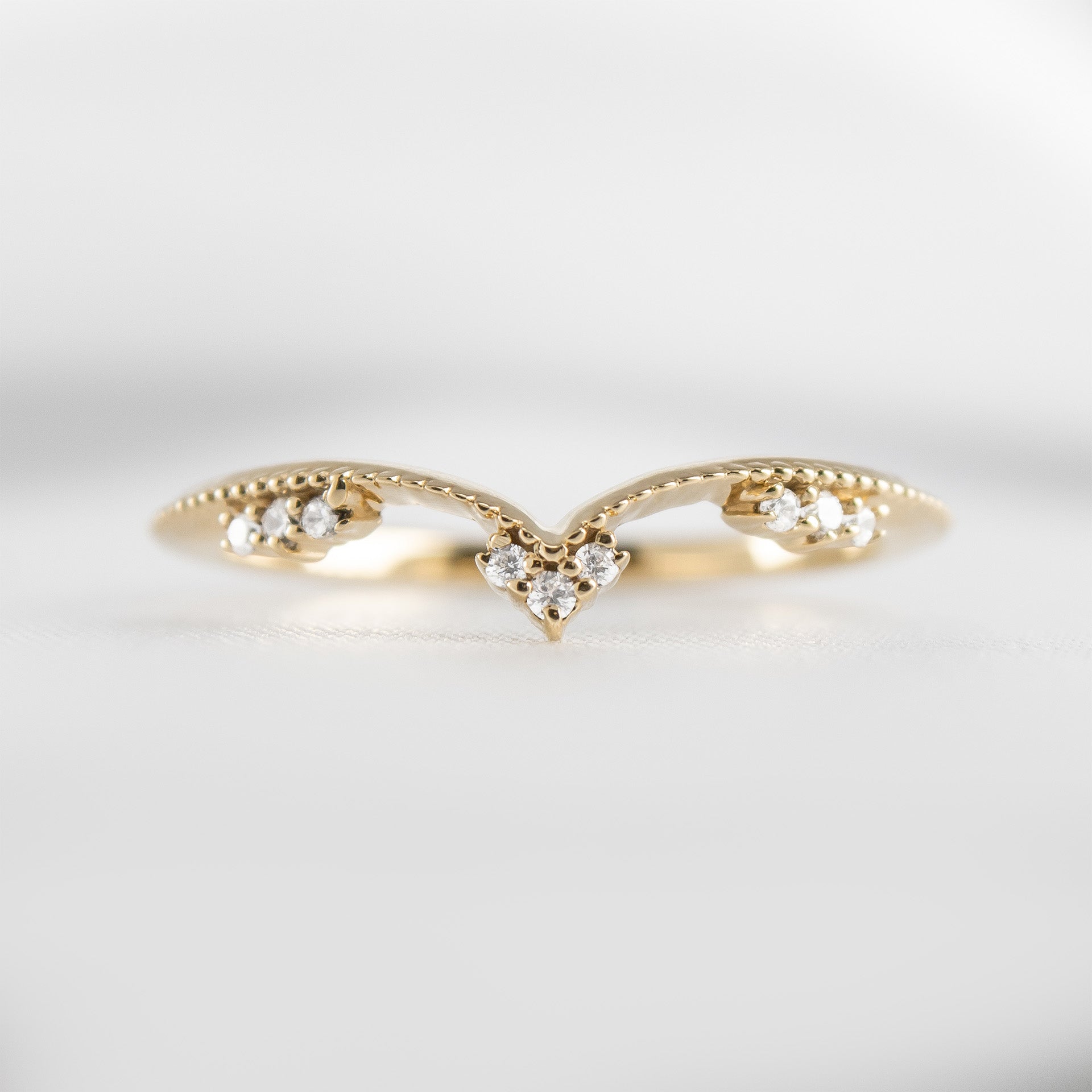 The Matilda Vintage Chevron Wedding Ring | Lisa Robin#color_10k-yellow-gold