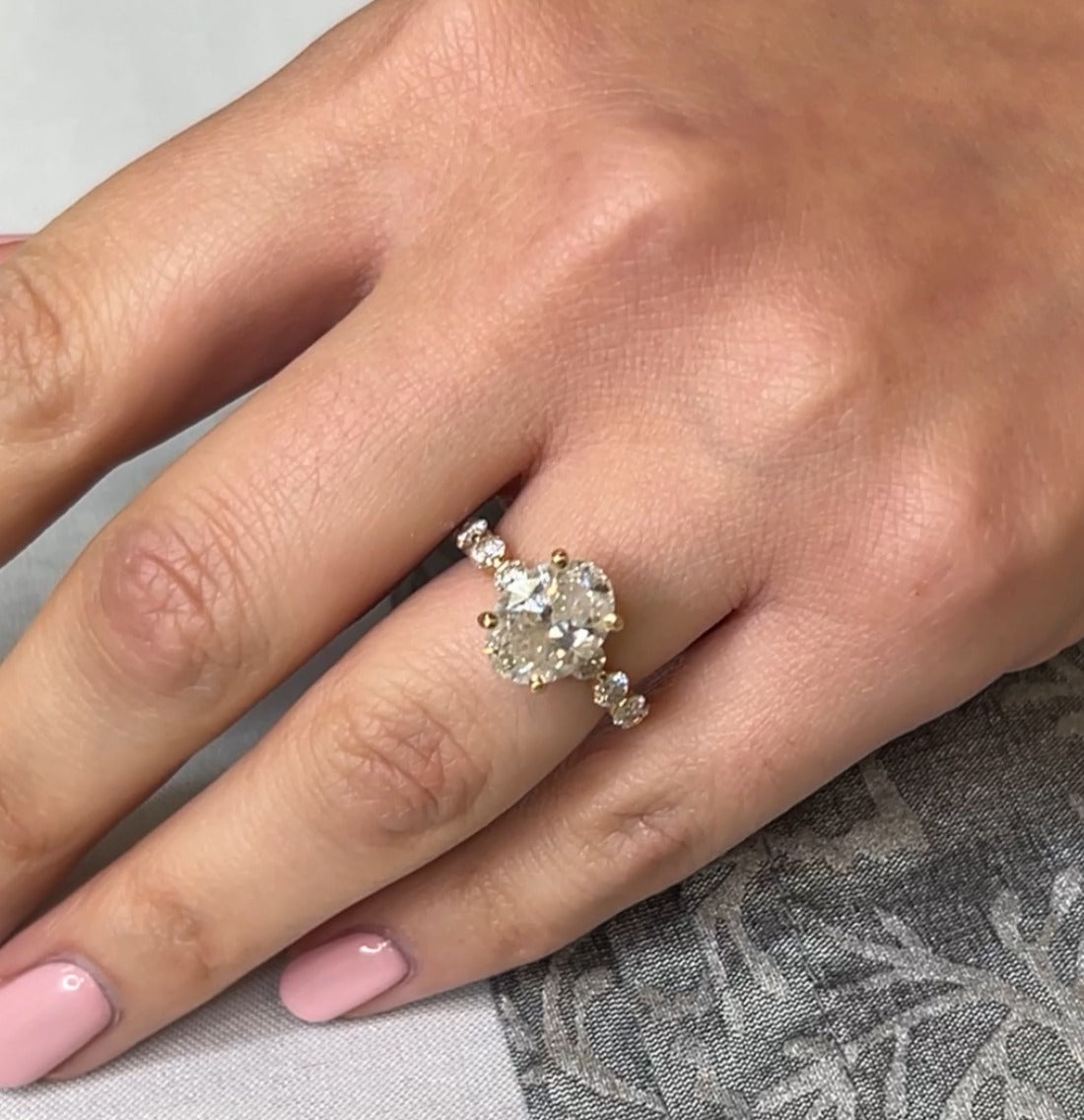 The Robin Diamond Engagement Ring