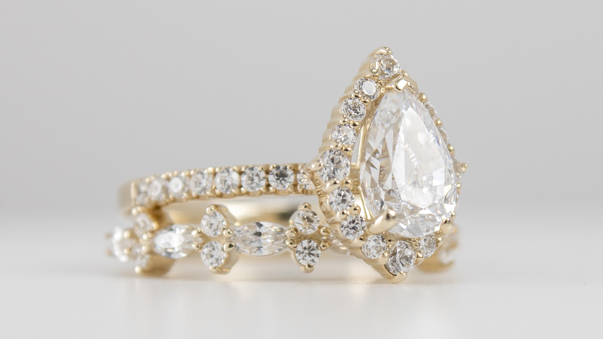 Sierra Engagement Ring and Tara Wedding Ring in Yellow Gold | Lisa Robin