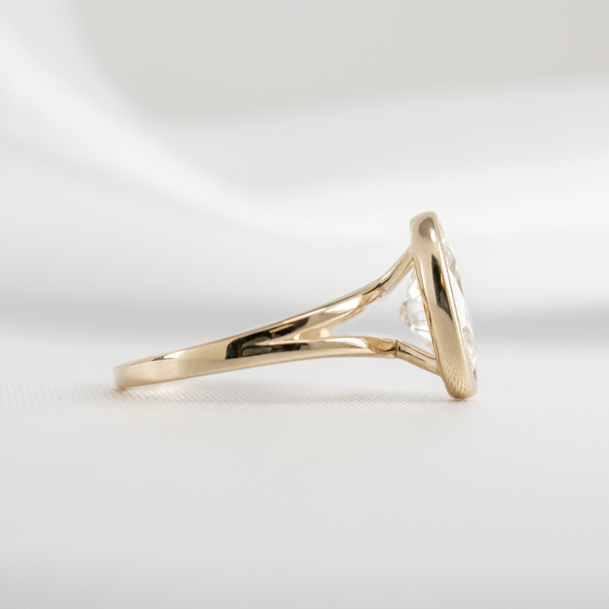 Shown in 1.80 carat Diamond* The Emery Bezel Diamond Engagement Ring / Lisa Robin#color_14k-yellow-gold