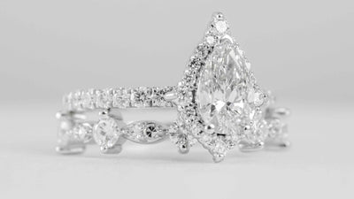 Sierra Halo Diamond Engagement Ring | Lisa Robin
