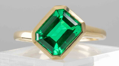 Custom Emerald Cut Emerald Yellow Gold Ring | Lisa Robin