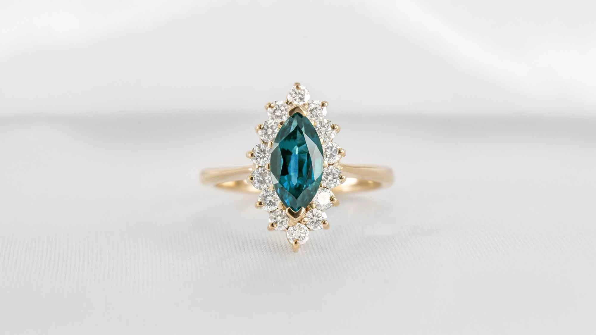 Sapphire Engagement Rings: Craft Your Story in Sapphire