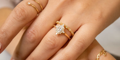 Vinstage Style Francis Wdding Ring with Revel halo Engagement Ring | Lisa Robin
