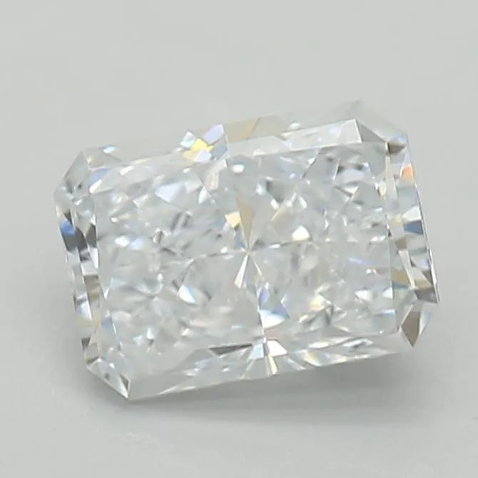 0.50ct Radiant Lab Grown Diamond (Colour E, Clarity VVS2, IGI Certified)