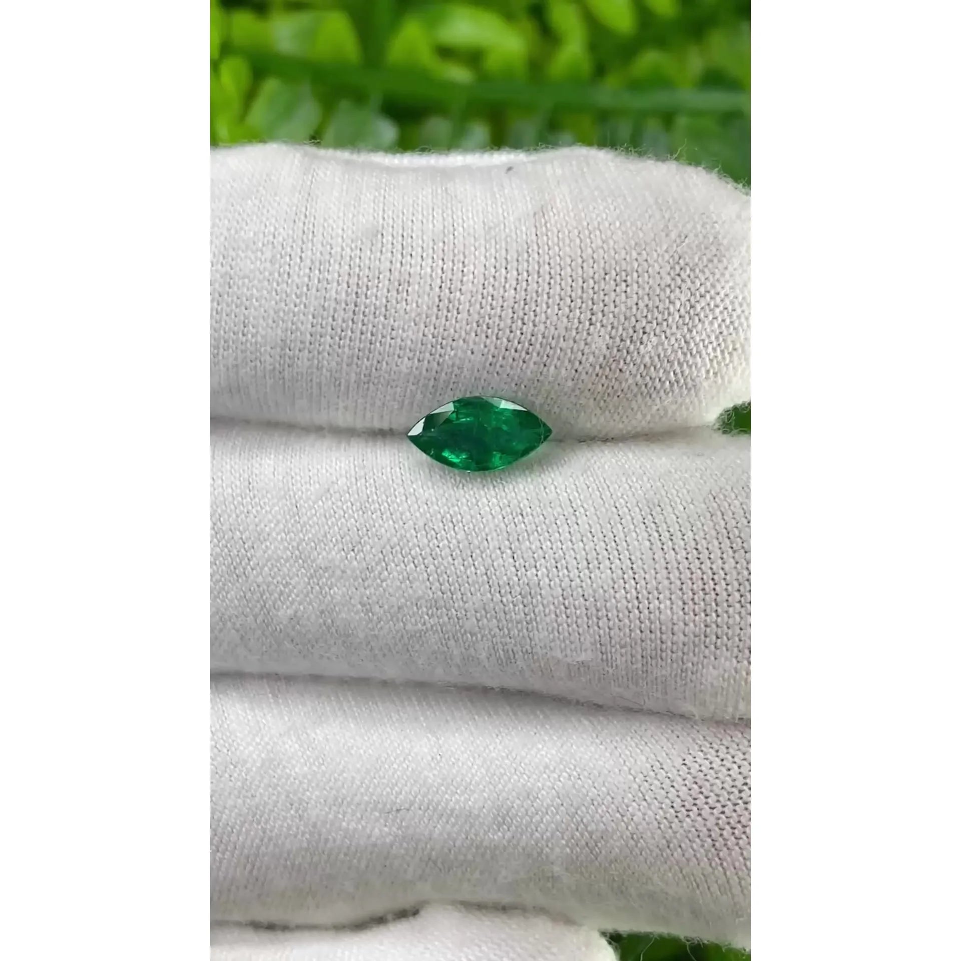 0.76ct Marquise Natural Emerald (Colour Green, Clarity Slightly Included, Cut Faceted)