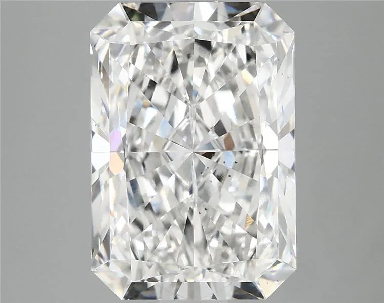 4.03ct Radiant Lab Grown Diamond (Colour E, Clarity VS2, IGI Certified)