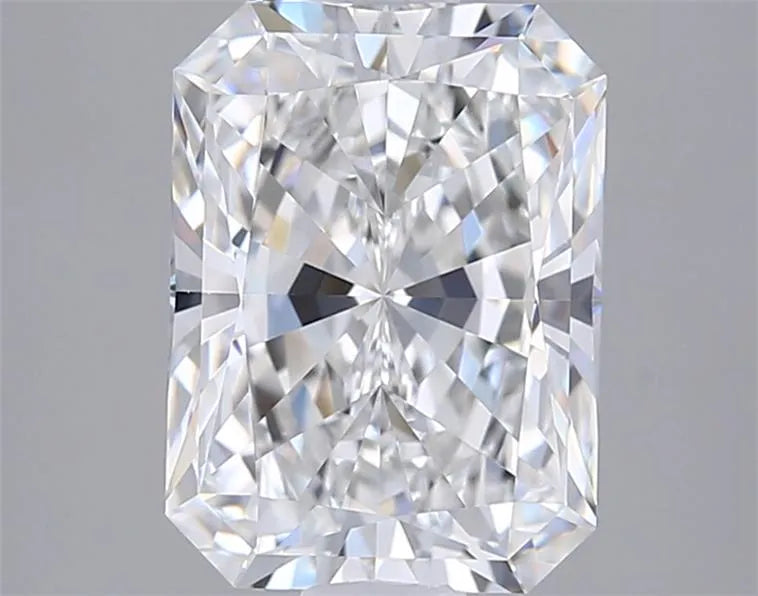 2.05ct Radiant Lab Grown Diamond (Colour F, Clarity VVS2, IGI Certified)