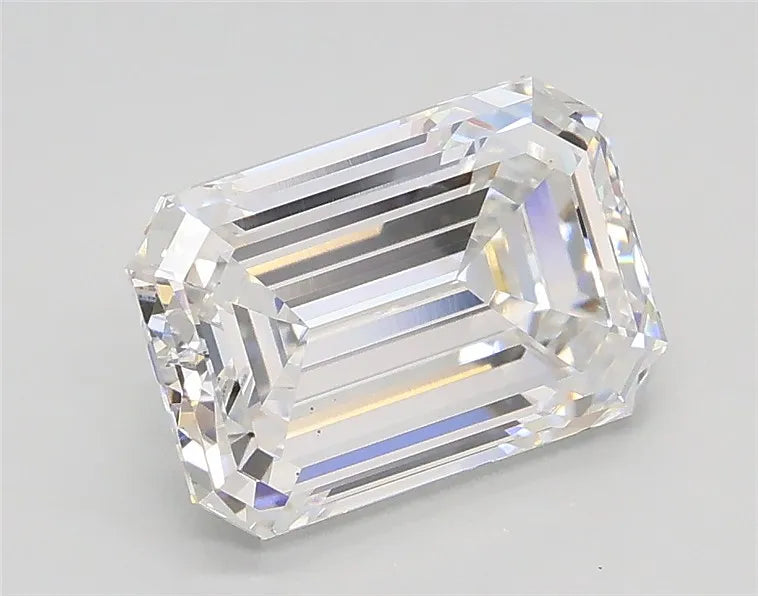 2.06ct Emerald Lab Grown Diamond (Colour E, Clarity VS2, IGI Certified)