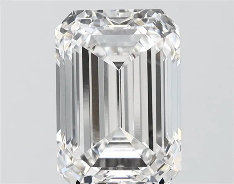 2.23ct Emerald Lab Grown Diamond (Colour E, Clarity VVS1, IGI Certified)