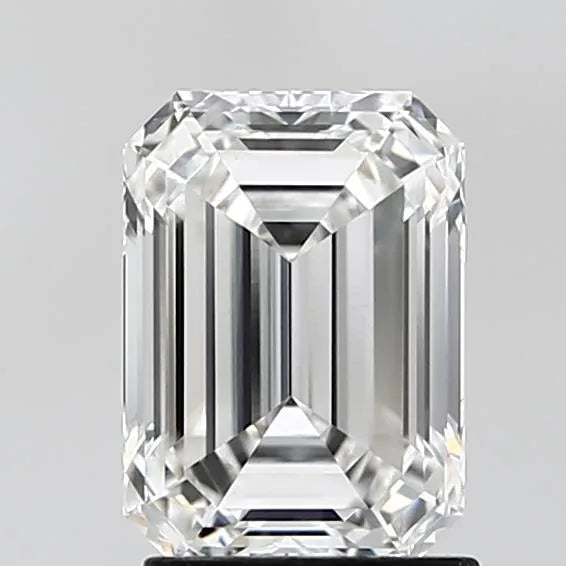 2.02ct Emerald Lab Grown Diamond (Colour F, Clarity VVS2, IGI Certified)