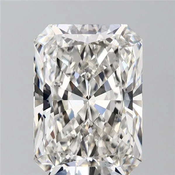 3.64ct Radiant Lab Grown Diamond (Colour G, Clarity VVS2, IGI Certified)