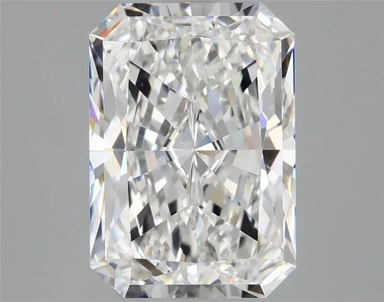 2.96ct Radiant Lab Grown Diamond (Colour D, Clarity VVS2, IGI) - Lisa Robin