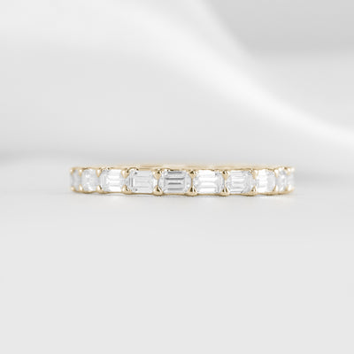 The Avery east west diamond eternity band | Lisa Robin#color_18k-yellow-gold