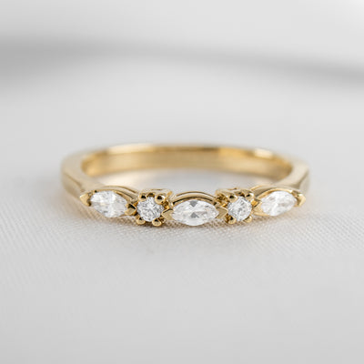 Blake Marquise and Round Diamond wedding ring | Lisa Robin#color_14k-yellow-gold