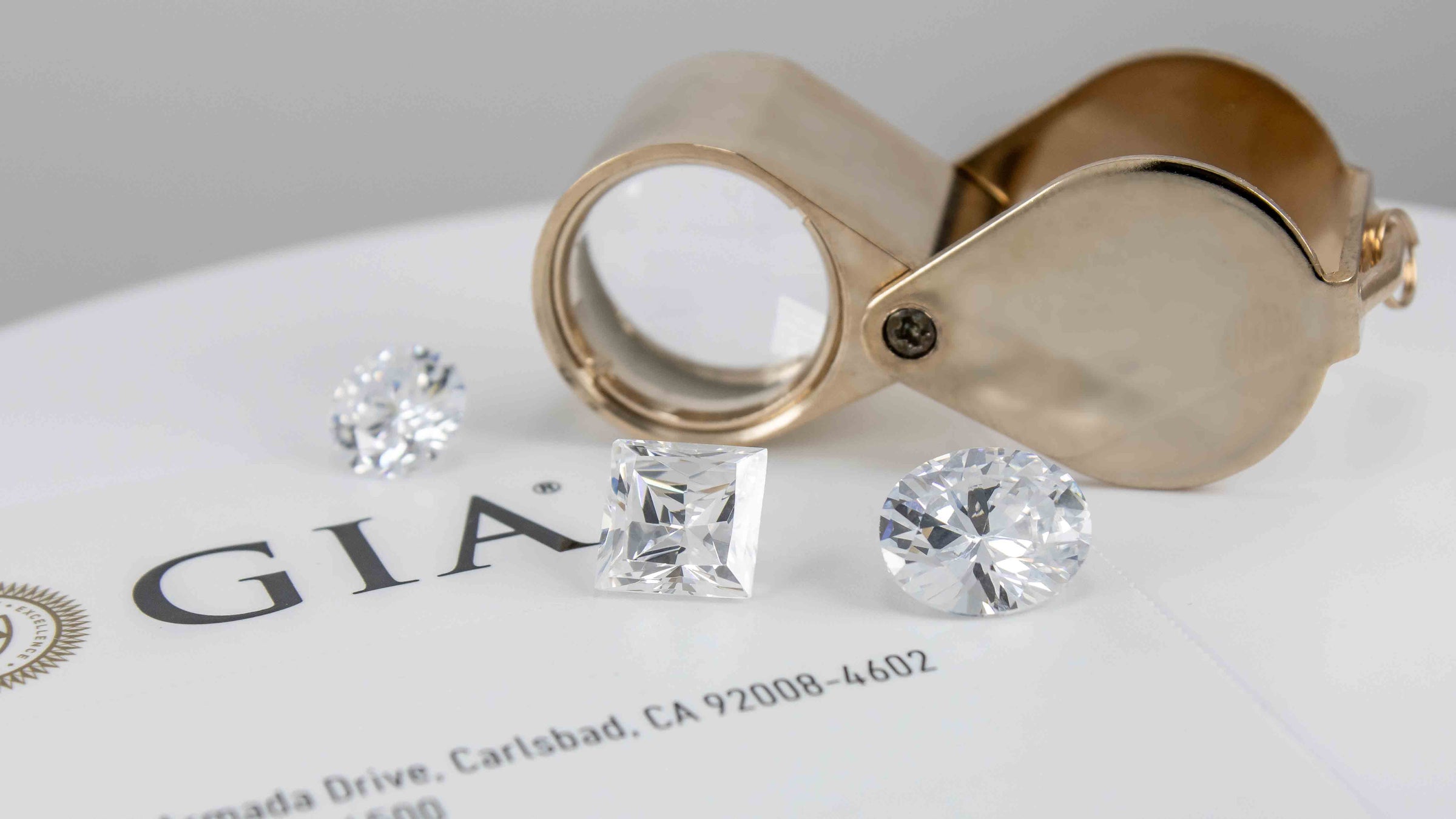 Diamond Carat with Loupe and Gia Certificate | Lisa Robin