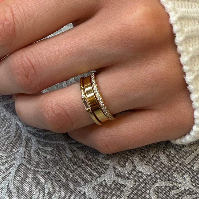 Macey Pave Diamond Wedding Ring