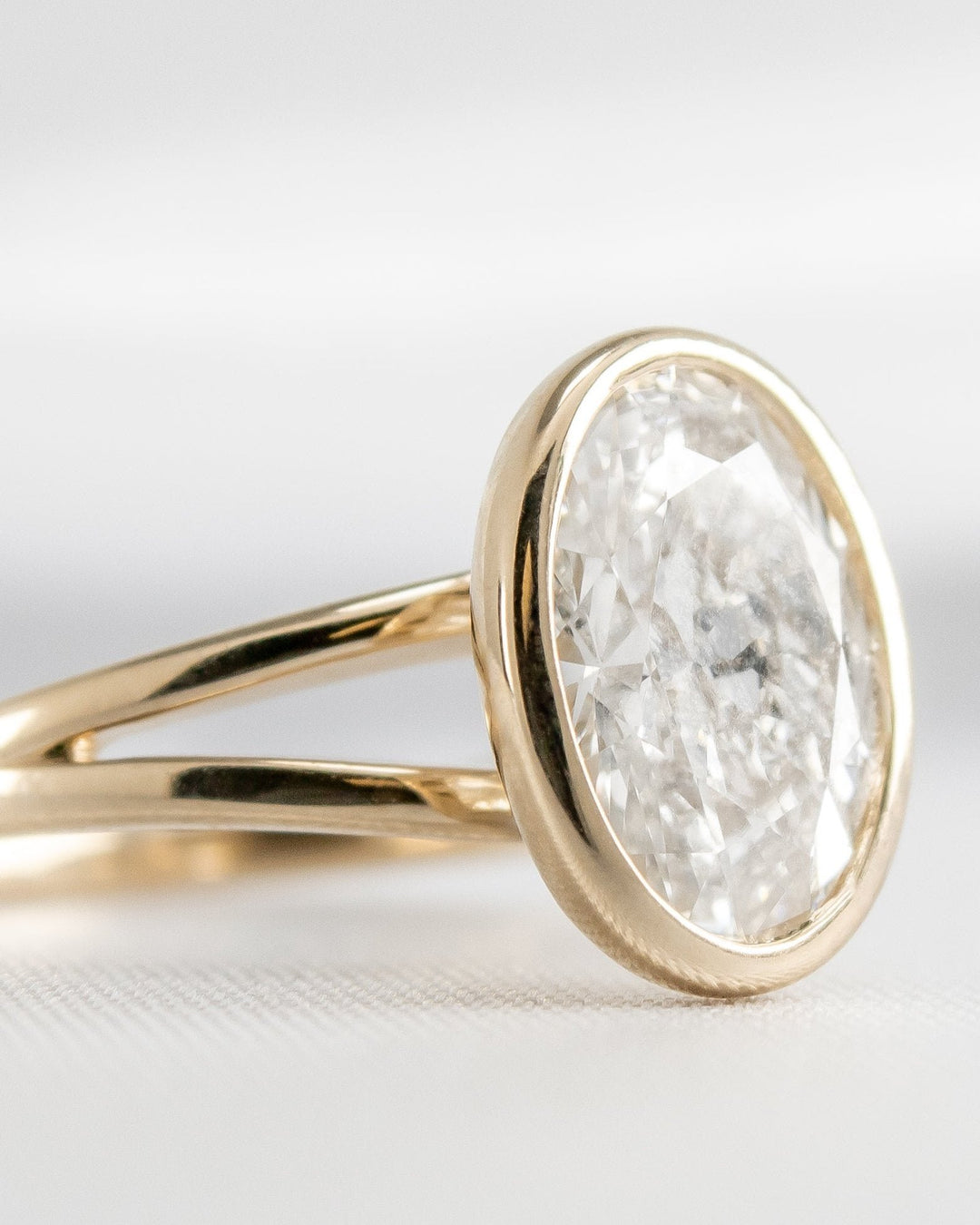 Moissanite Rings – 590+ Styles, Complete Collection | MollyJewelryUS, image size:1080x1350