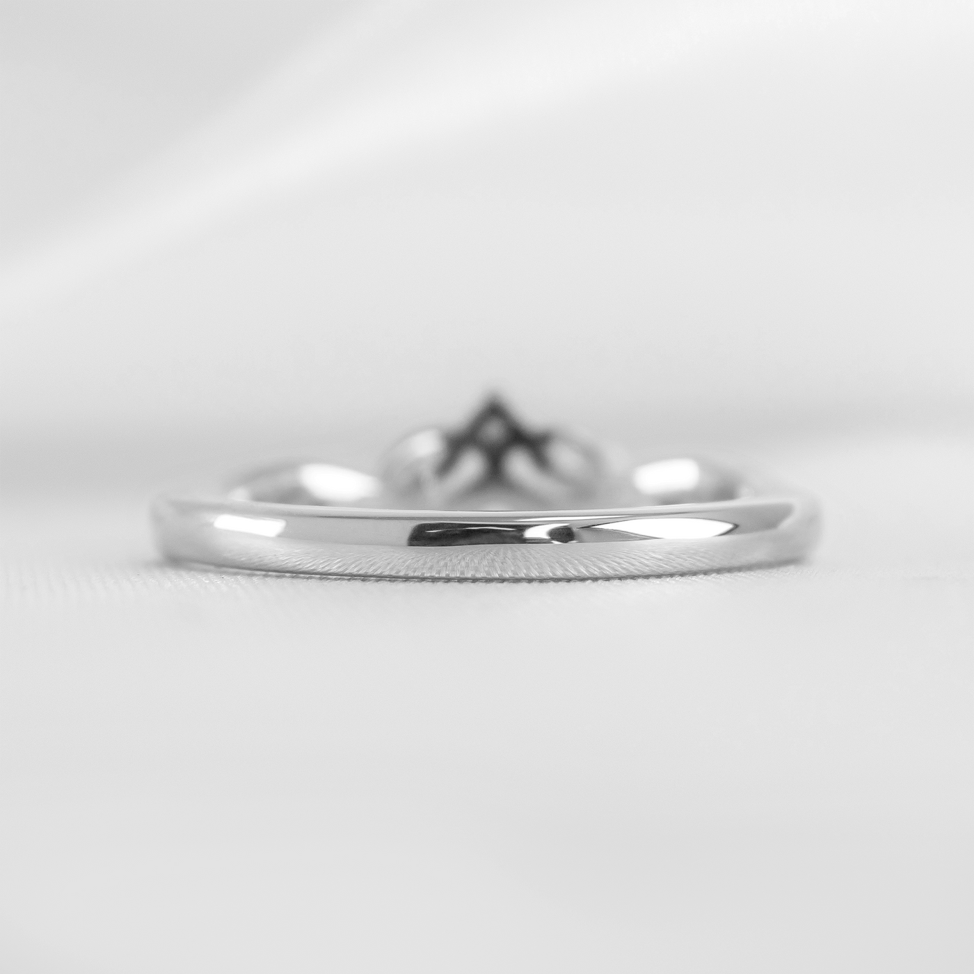 The Evara Twist Marquise Diamond Wedding Ring | Lisa Robin#color_platinum