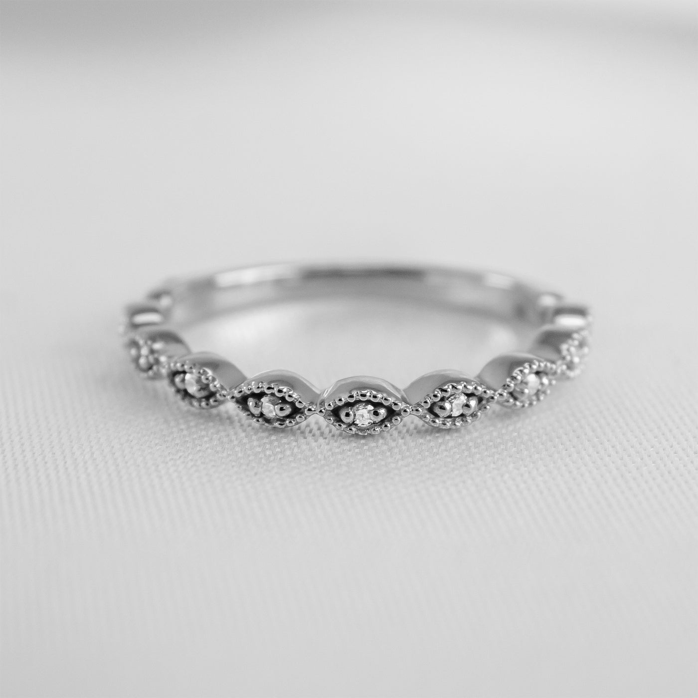 The Frances Vintage Diamond Wedding Ring | Lisa Robin#color_platinum
