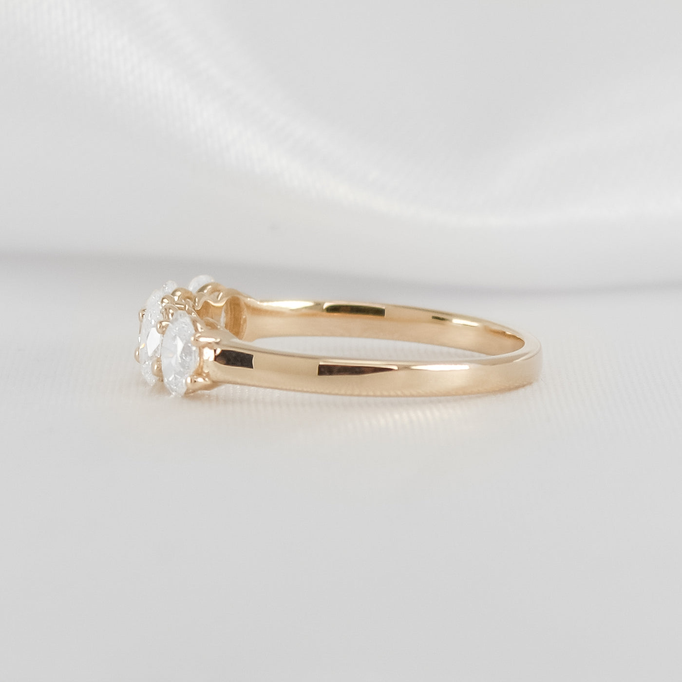 The Guthrie Five Stone Oval Diamond Engagement Ring | Lisa Robin#color_14k-yellow-gold