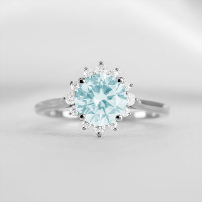 Shown in 1.5 carat Aquamarine* The Jaylin Aquamarine with Diamond Halo Engagement Ring | Lisa Robin#color_platinum