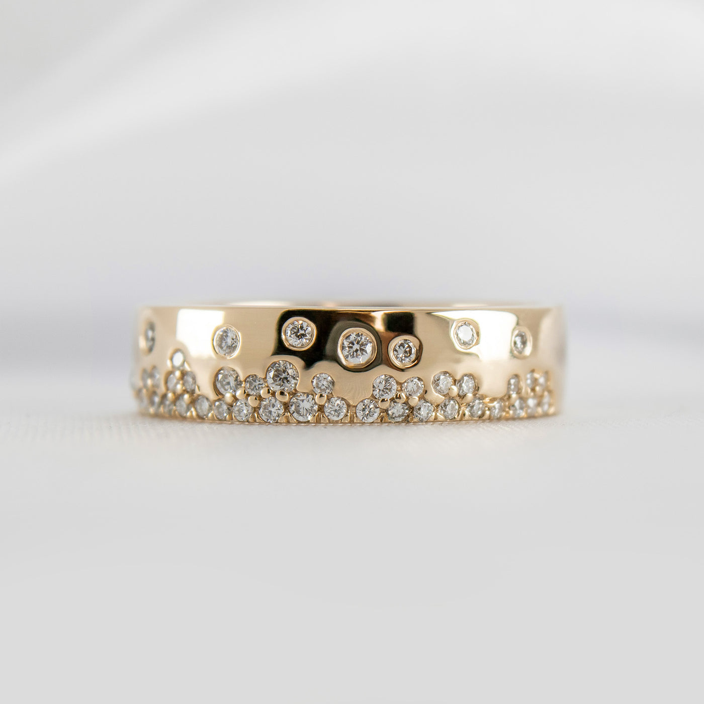 The Jordan Scatter Diamond Wedding Ring | Lisa Robin#color_14k-yellow-gold