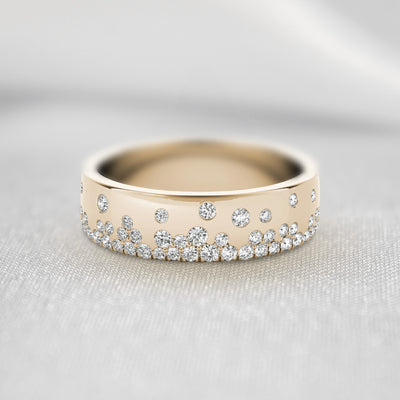 The Jordan Scatter Diamond Wedding Ring | Lisa Robin#color_14k-yellow-gold