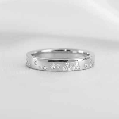 The Jordan Narrow Scatter Diamond Ring | Lisa Robin#color_platinum
