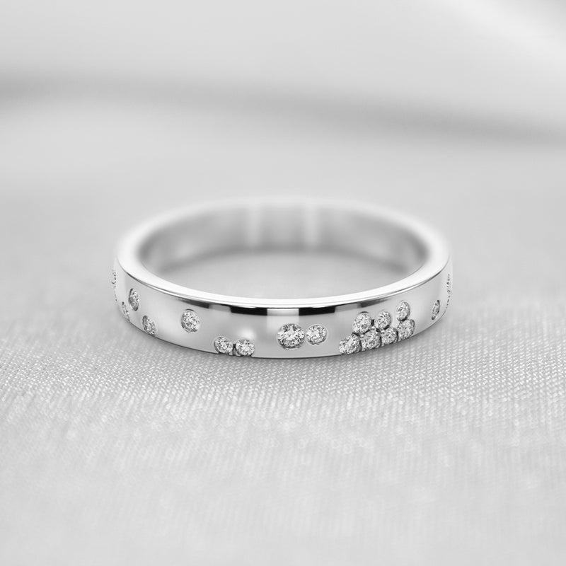 The Jordan Scatter Diamond Narrow Ring | Lisa Robin