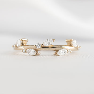 The Kaliko Diamond Wedding Ring | Lisa Robin#color_14k-yellow-gold