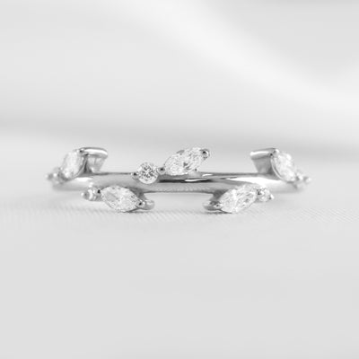 The Kaliko Diamond Wedding Ring | Lisa Robin#color_18k-white-gold