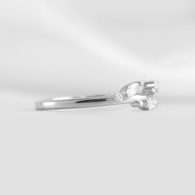 The Kaliko Diamond Wedding Ring | Lisa Robin#color_platinum