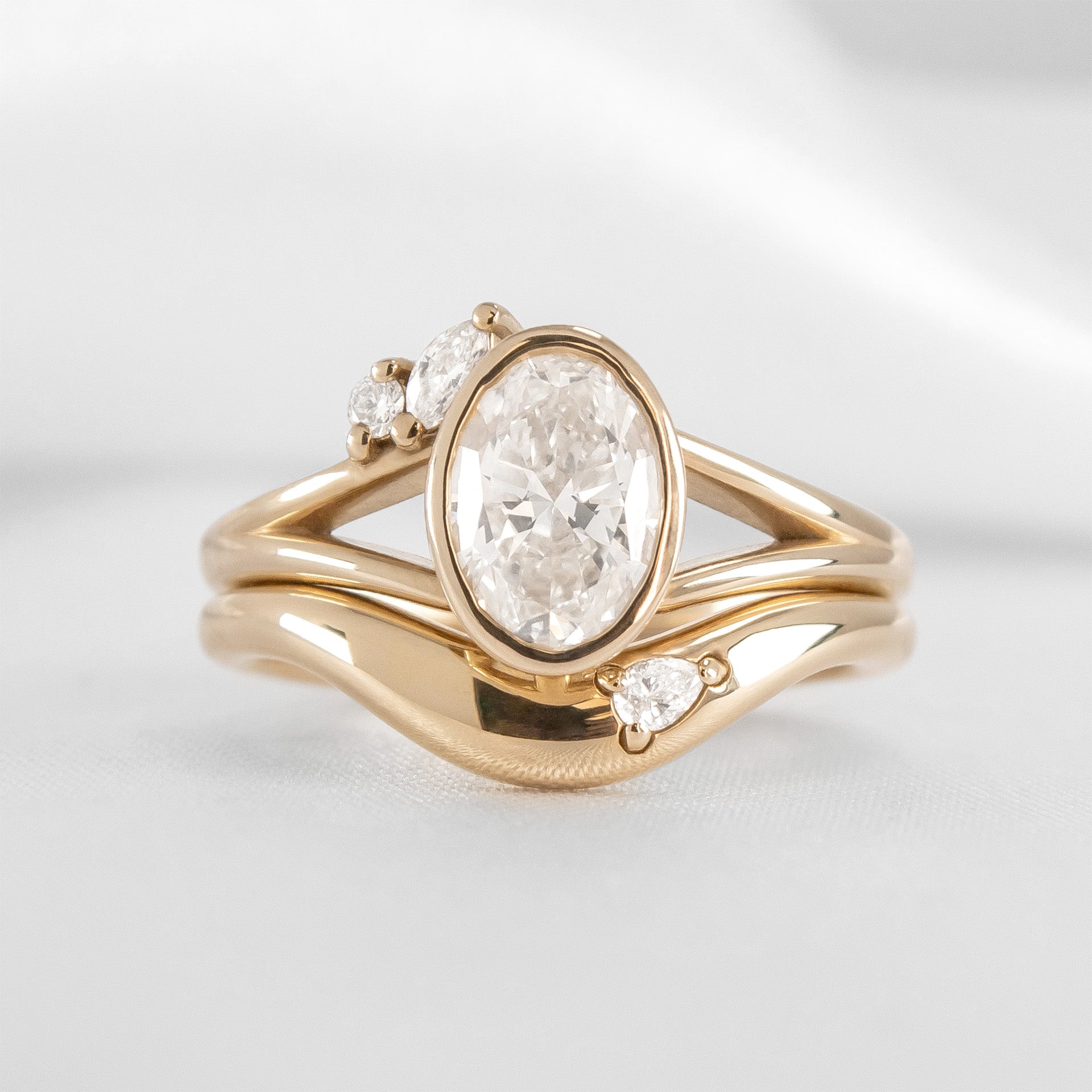 Shown in 1.5 carat*Kallely and Kiran Wedding Set | Lisa Robin #color_14k-yellow-gold