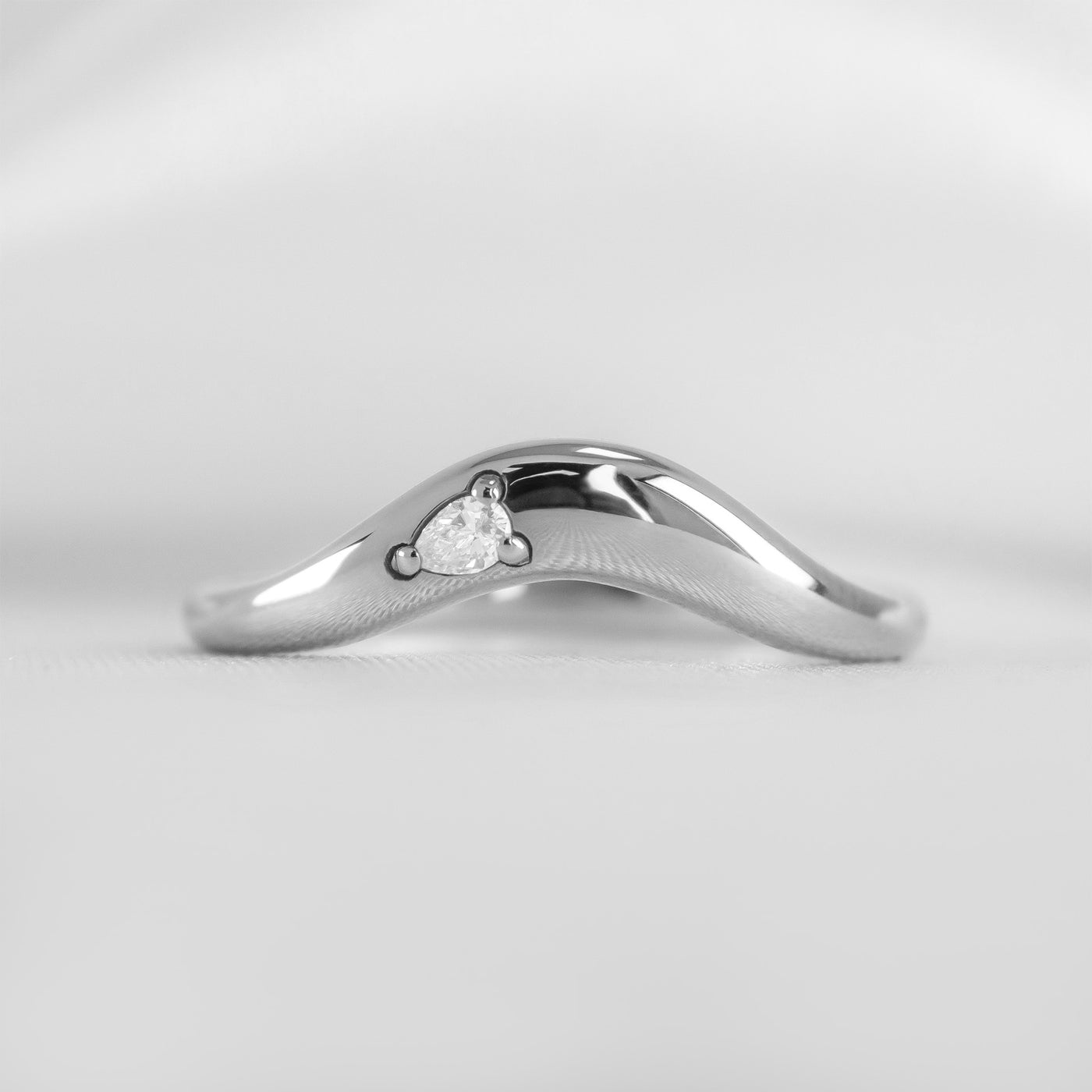 The Kiran Curved Chunky Wedding Ring with pear Diamond | Lisa Robin#color_14k-white-gold