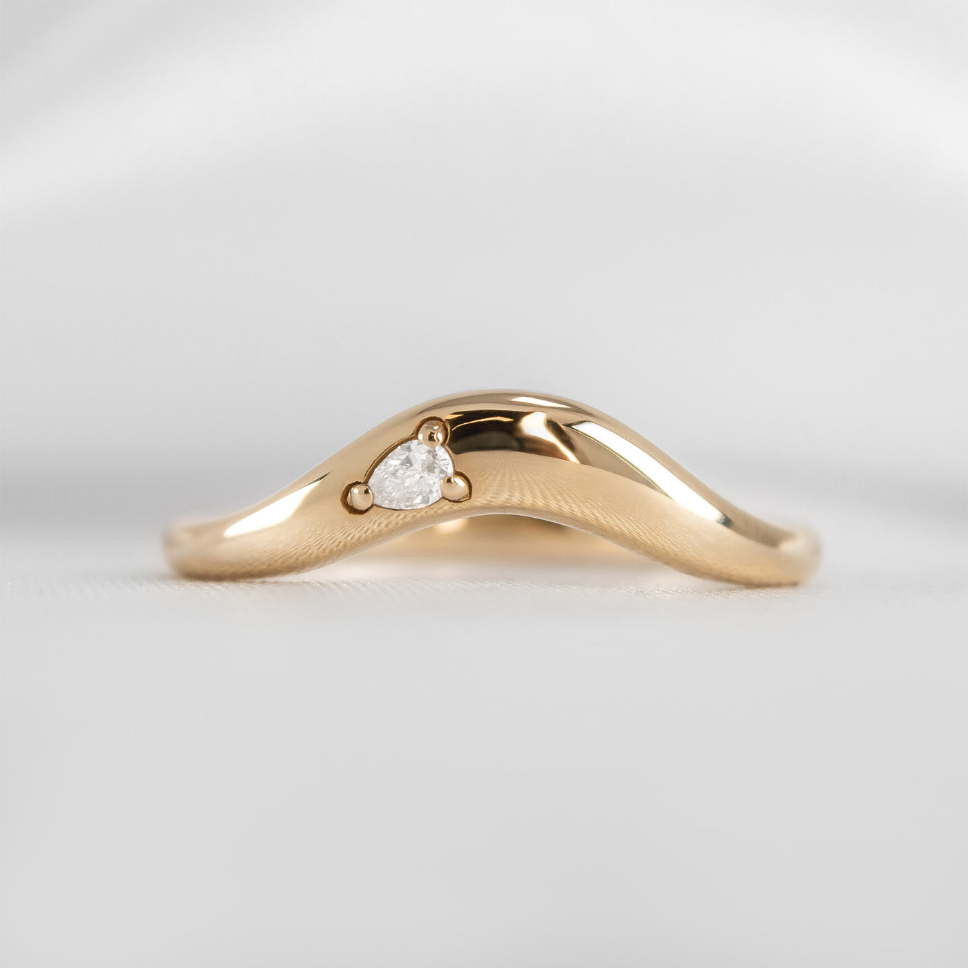 The Kiran Curved Chunky Wedding Ring with pear Diamond | Lisa Robin#color_14k-yellow-gold