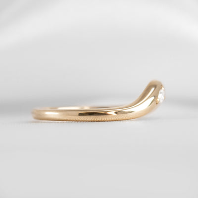 The Kiran Curved Chunky Wedding Ring with pear Diamond | Lisa Robin#color_14k-yellow-gold