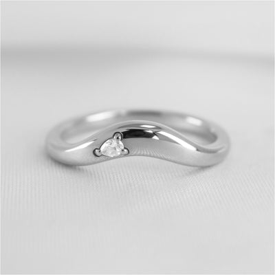 The Kiran Curved Chunky Wedding Ring with pear Diamond | Lisa Robin#color_14k-white-gold