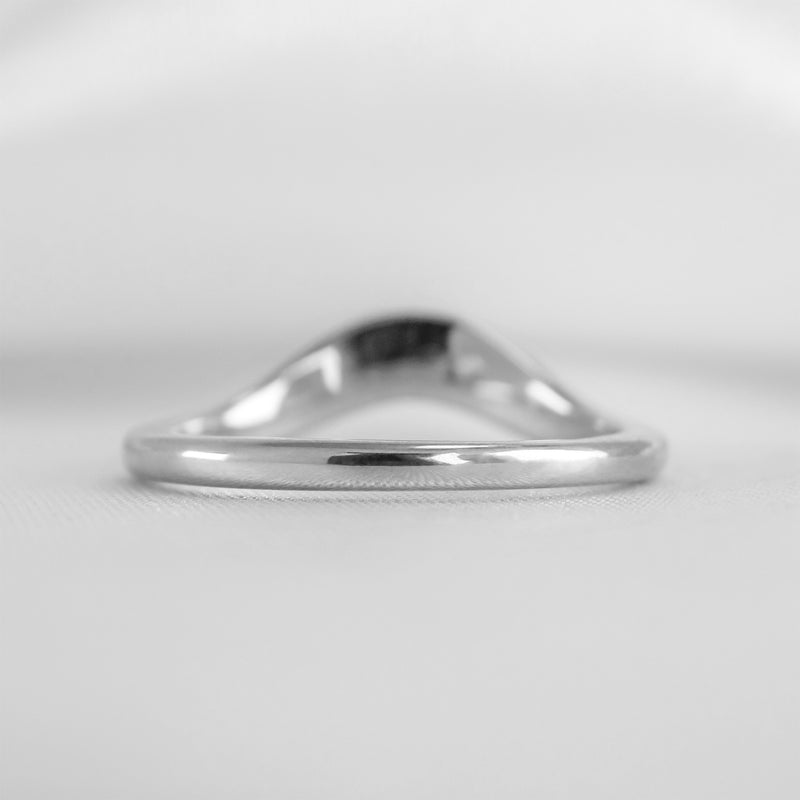 The Kiran Curved Chunky Wedding Ring with pear Diamond | Lisa Robin