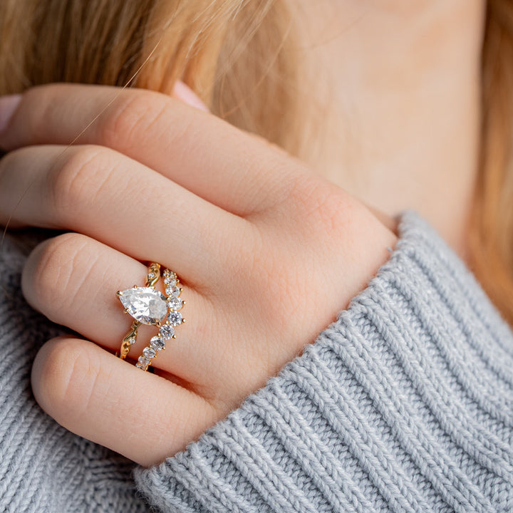 The Laurel Leaf and Vine Diamond Engagement Ring