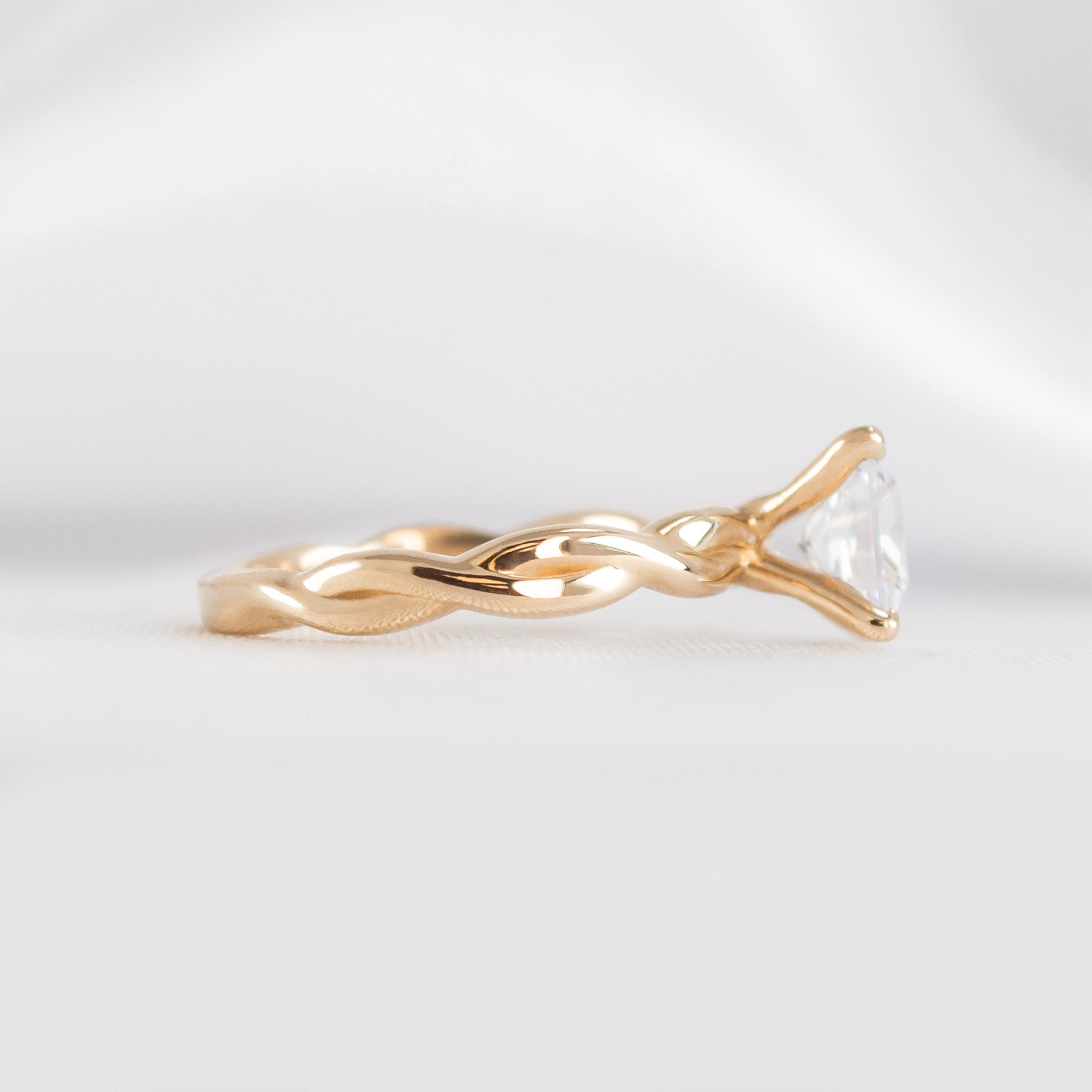 Shown in 1.3 Carat Diamond* The Leila Twist Engagement Ring | Lisa Robin#color_14k-yellow-gold