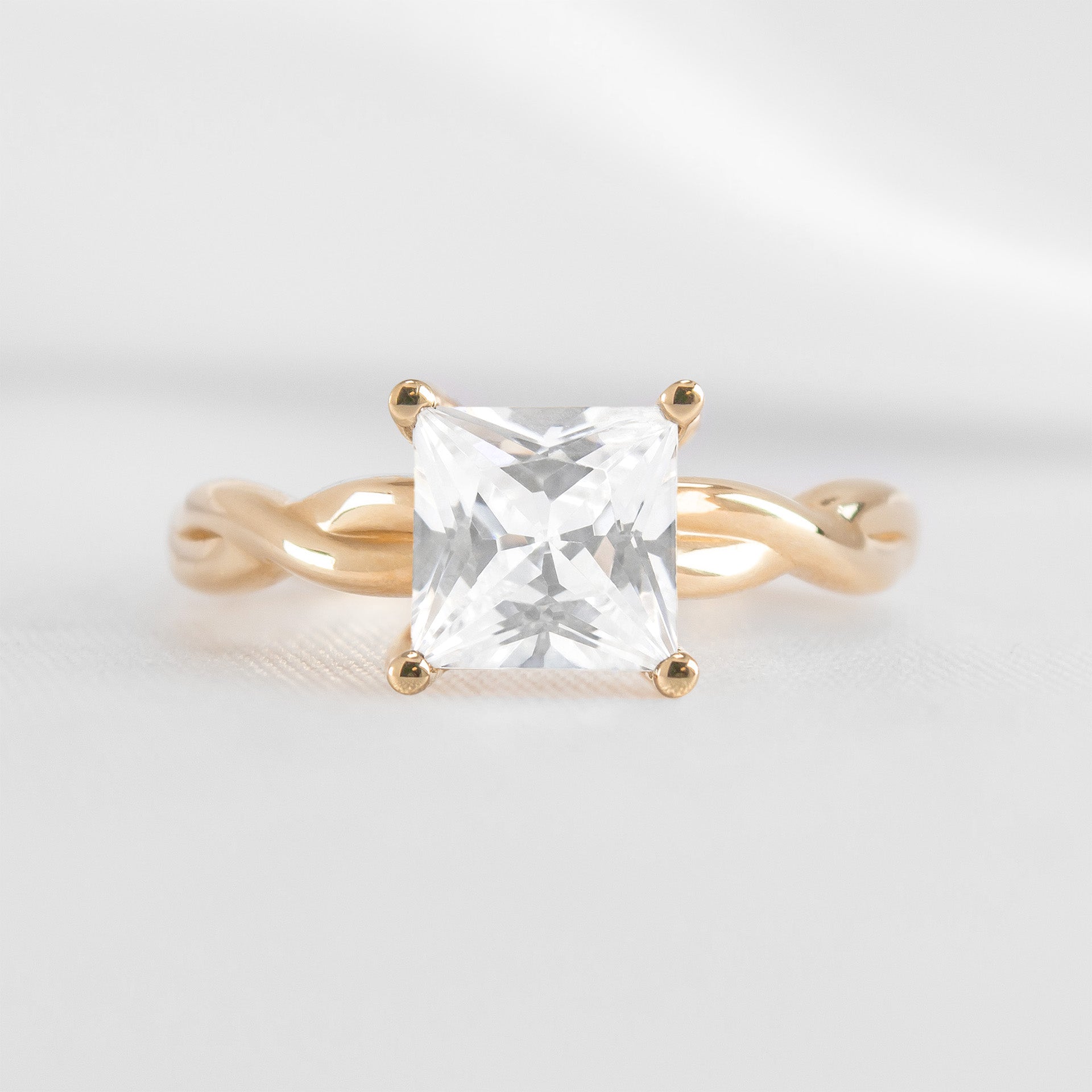 Shown in 1.3 Carat Diamond* The Leila Twist Engagement Ring | Lisa Robin#color_14k-yellow-gold