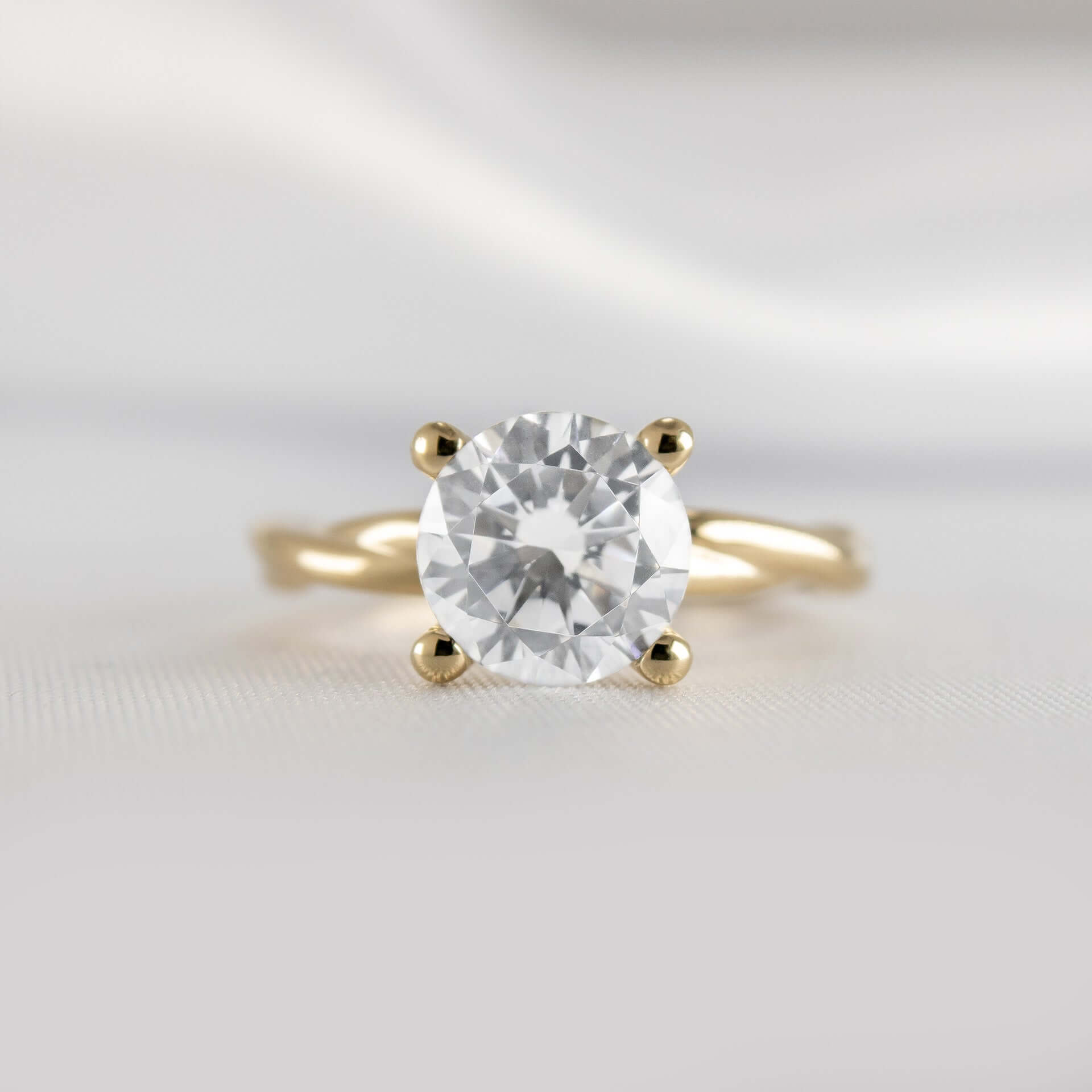 Shown in 1.5 Carat Diamond* The Leila Twist Engagement Ring | Lisa Robin#color_14k-yellow-gold